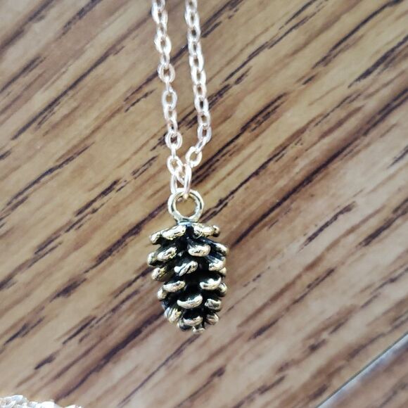 Elegant 14K Gold-Plated Pine Cone Pinecone Drop Dangle Earrings and Necklace Set - Picture 4 of 4